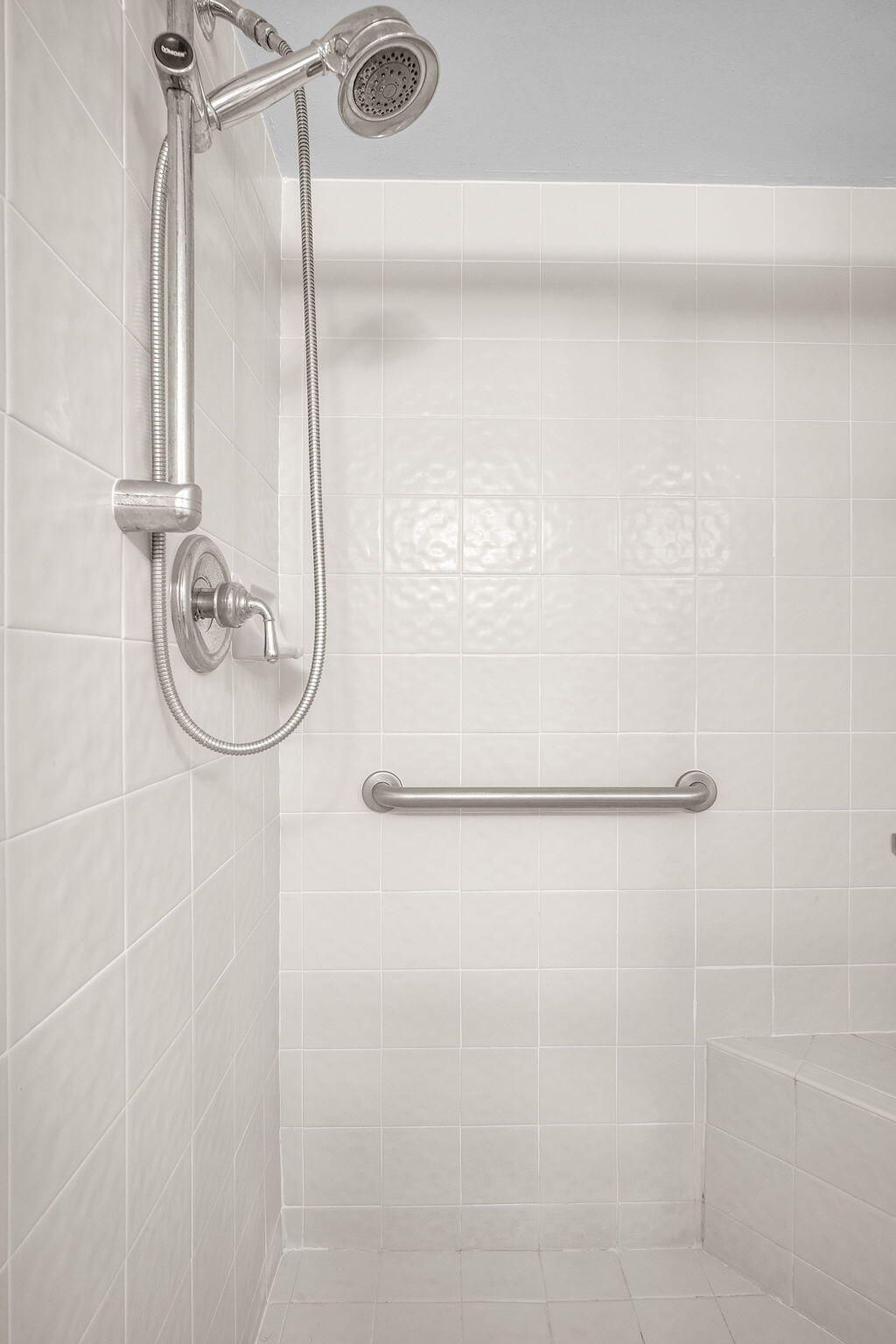 5842 Crystal Shores Drive, Unit 302, Boynton Beach, FL 33437 Photo