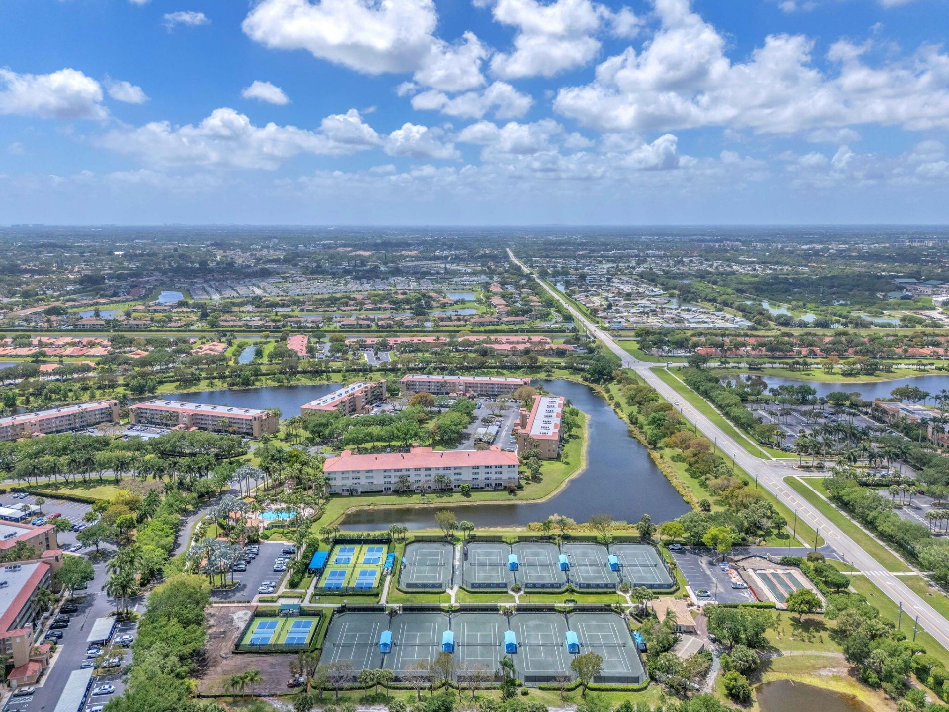 5842 Crystal Shores Drive, Unit 302, Boynton Beach, FL 33437 Photo