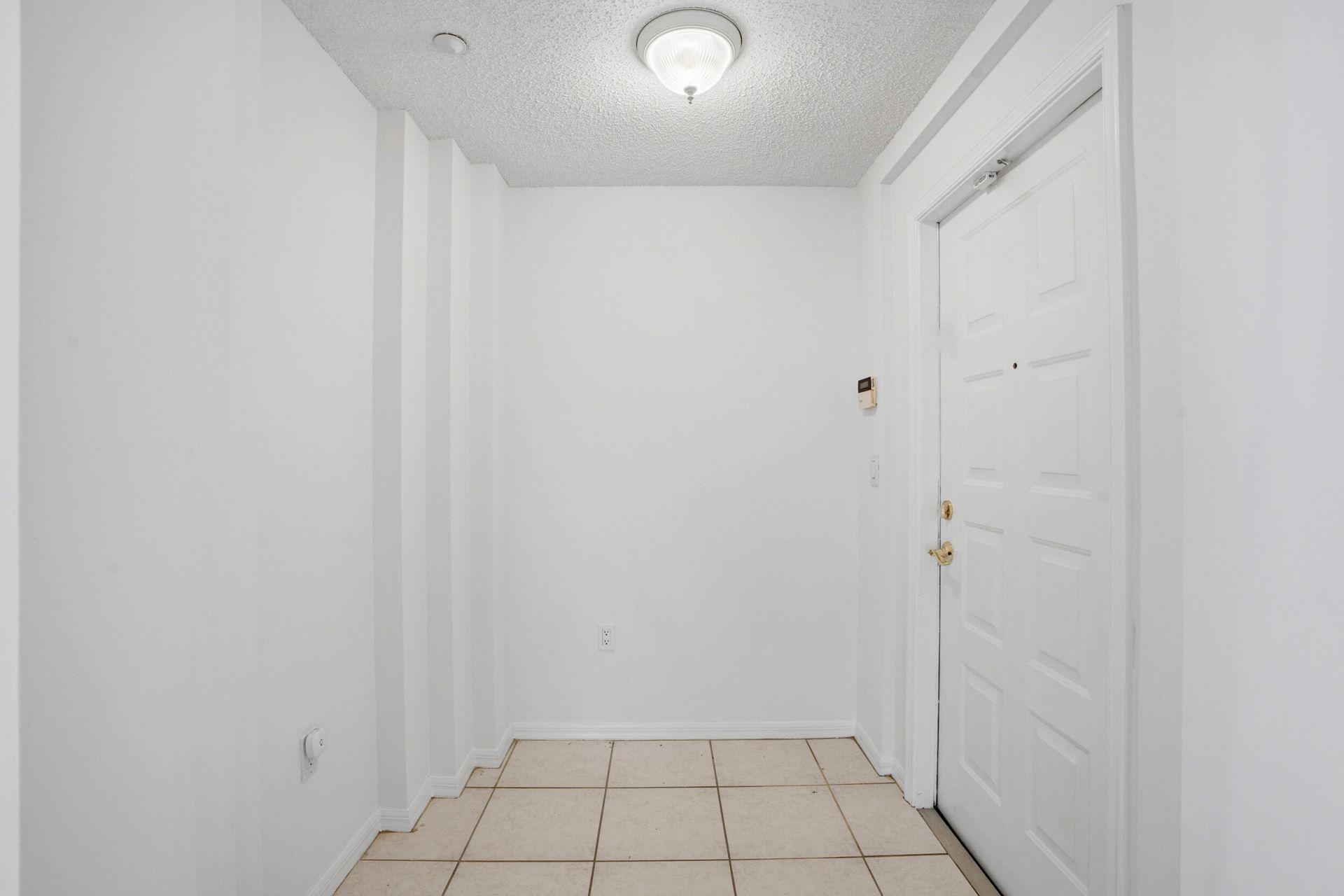 7647 Southampton Terrace, Unit 318, Tamarac, FL 33321 Photo