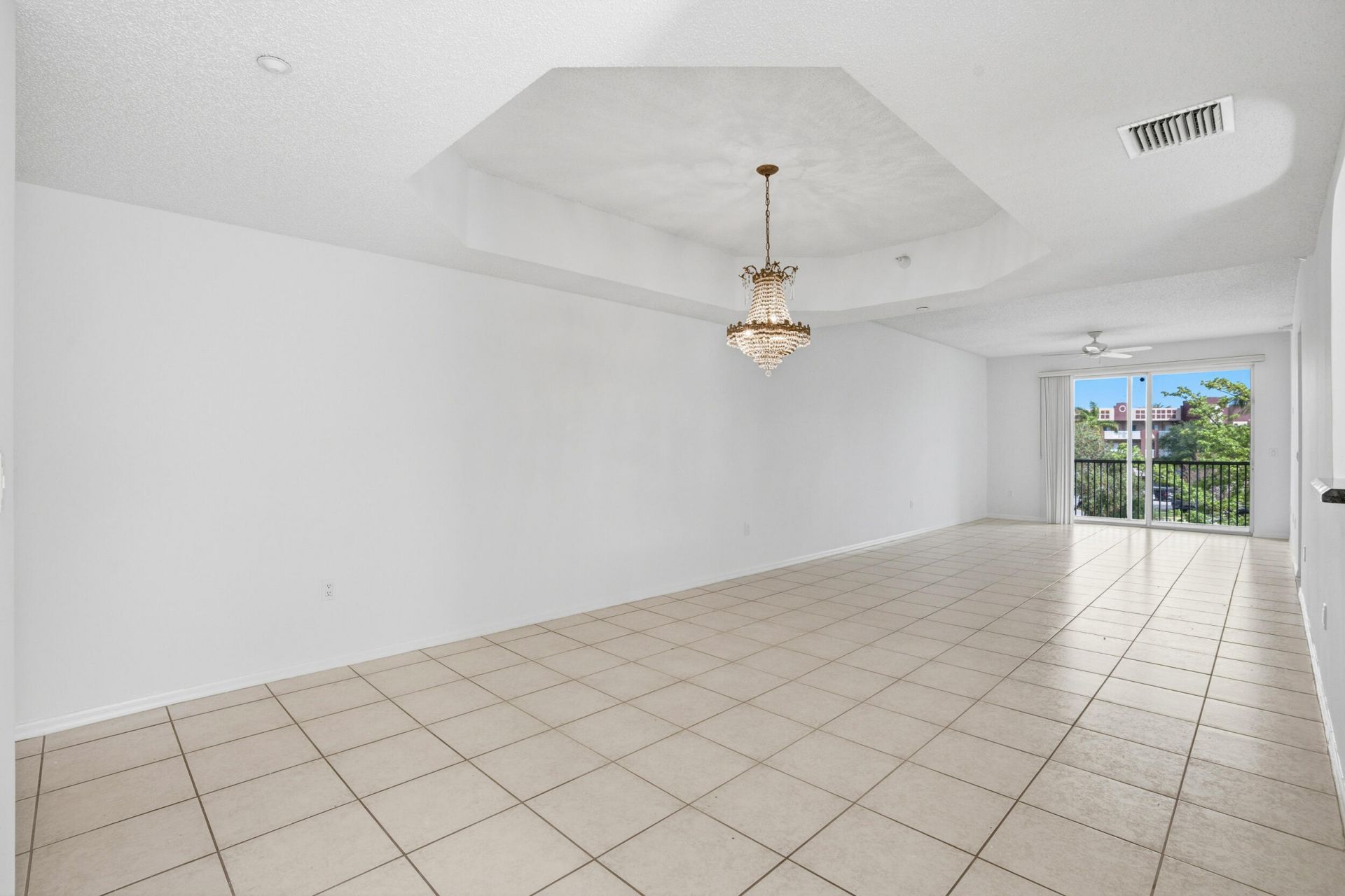 7647 Southampton Terrace, Unit 318, Tamarac, FL 33321 Photo