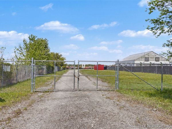 1024 N Broadway Avenue , Haskell, OK 74436