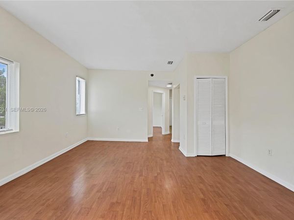 109 NW 6th Ave, Unit 8, Miami, FL 33128