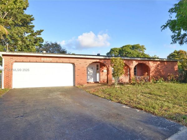 8300 NW 24th Ct , Sunrise, FL 33322