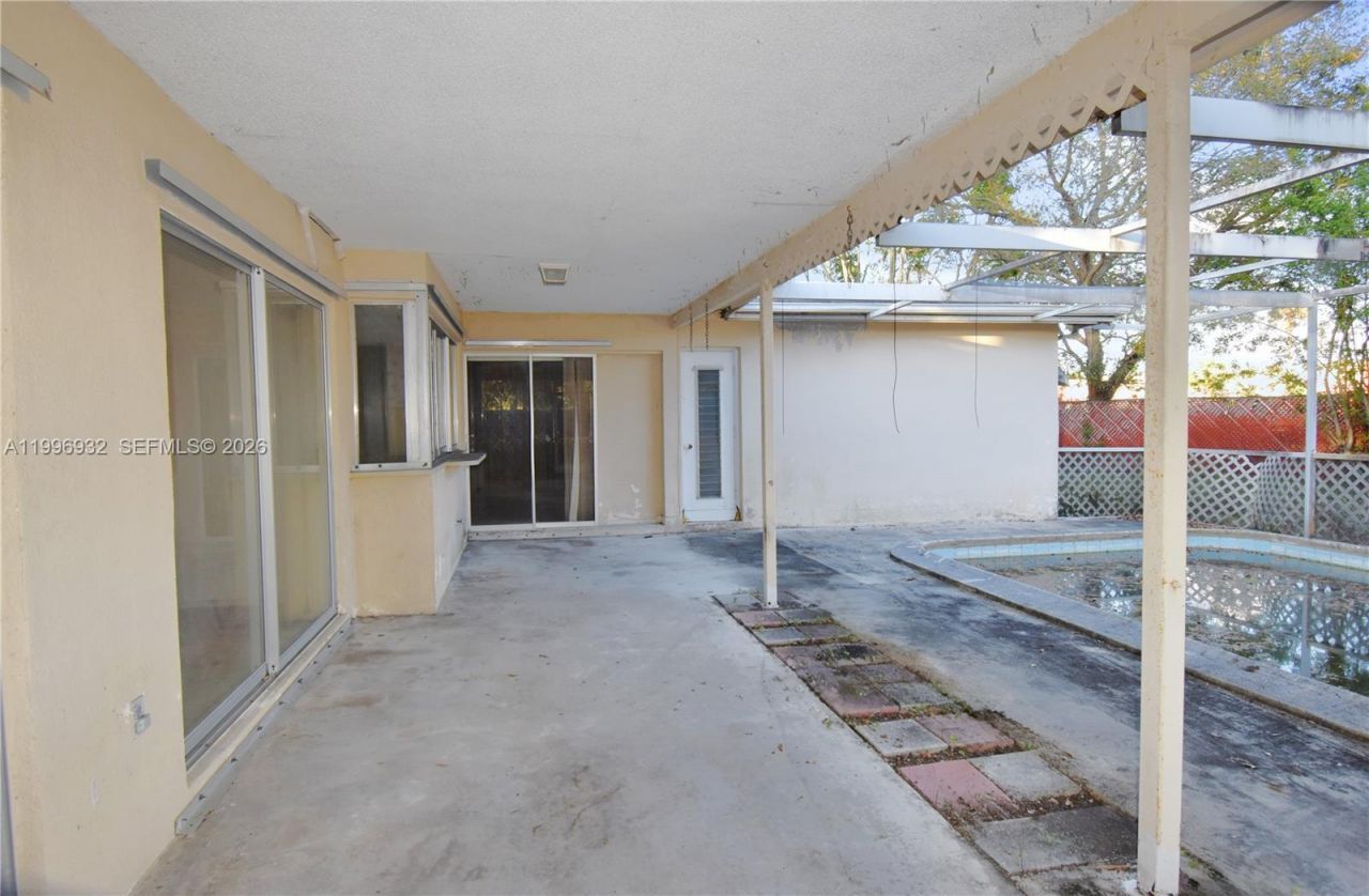 8300 NW 24th Ct , Sunrise, FL 33322 Photo