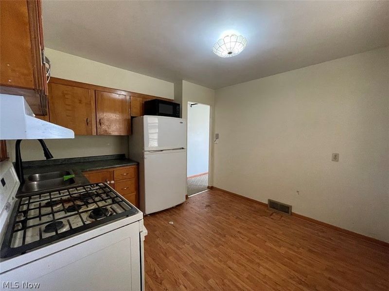 234 N Bridge Street, Newcomerstown, OH 43832 Photo 10