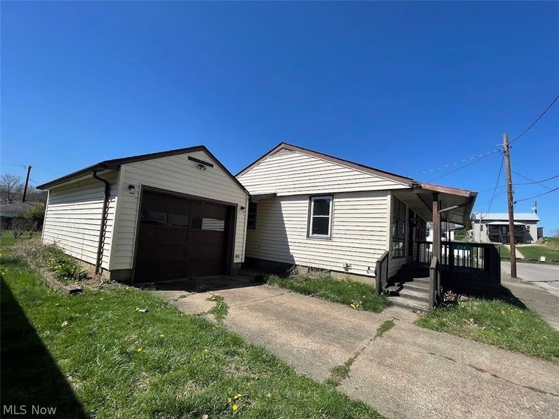 234 N Bridge Street, Newcomerstown, OH 43832 Photo 4