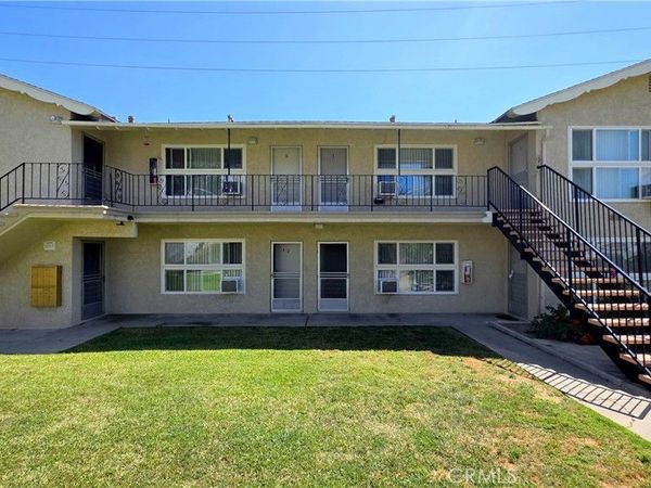 2334 E Santa Fe, Unit 3, Fullerton, CA 92831