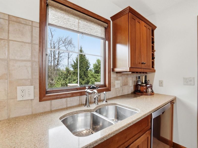 713 Stone Hollow Place, Bellefontaine, OH 43311 Photo 21