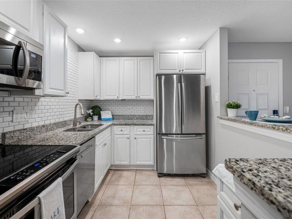 3295 FOX CHASE, Unit 105, PALM HARBOR, FL 34683