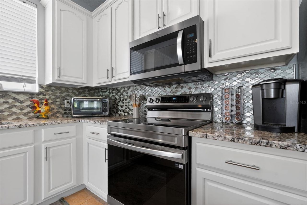 17517 Glenapp Drive, Land O Lakes, FL 34638 Photo