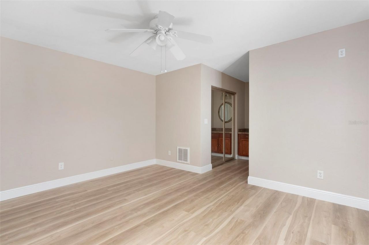 491 St Tropez Circle Ne, Saint Petersburg, FL 33703 Photo