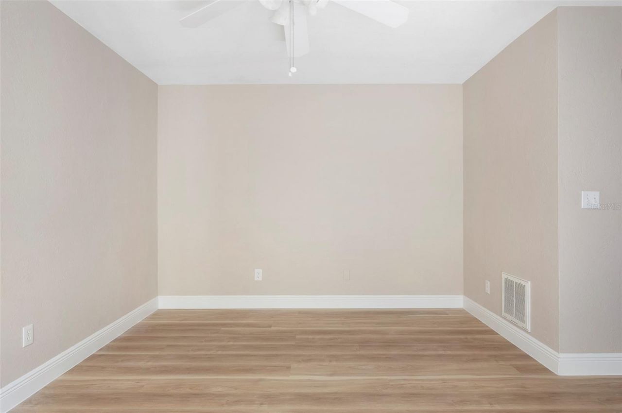 491 St Tropez Circle Ne, Saint Petersburg, FL 33703 Photo