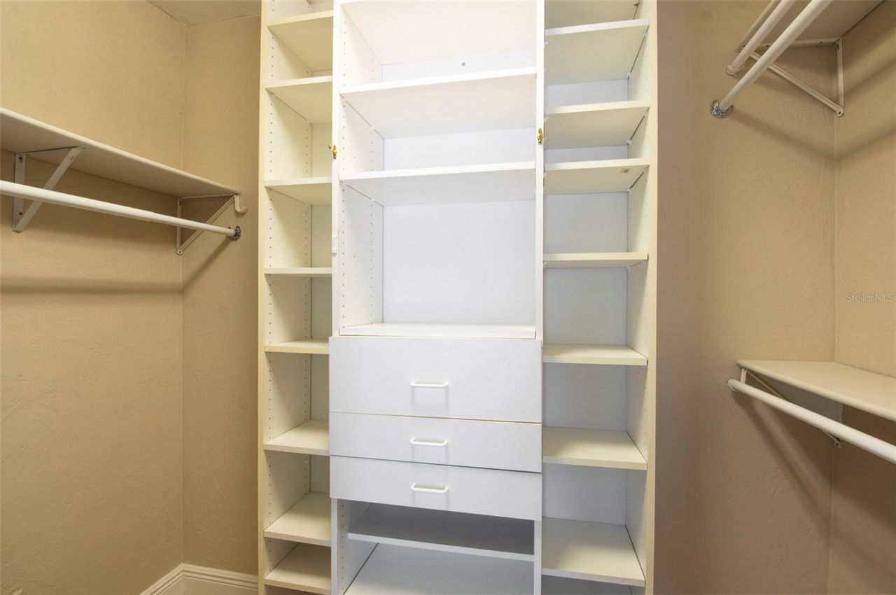 491 St Tropez Circle Ne, Saint Petersburg, FL 33703 Photo