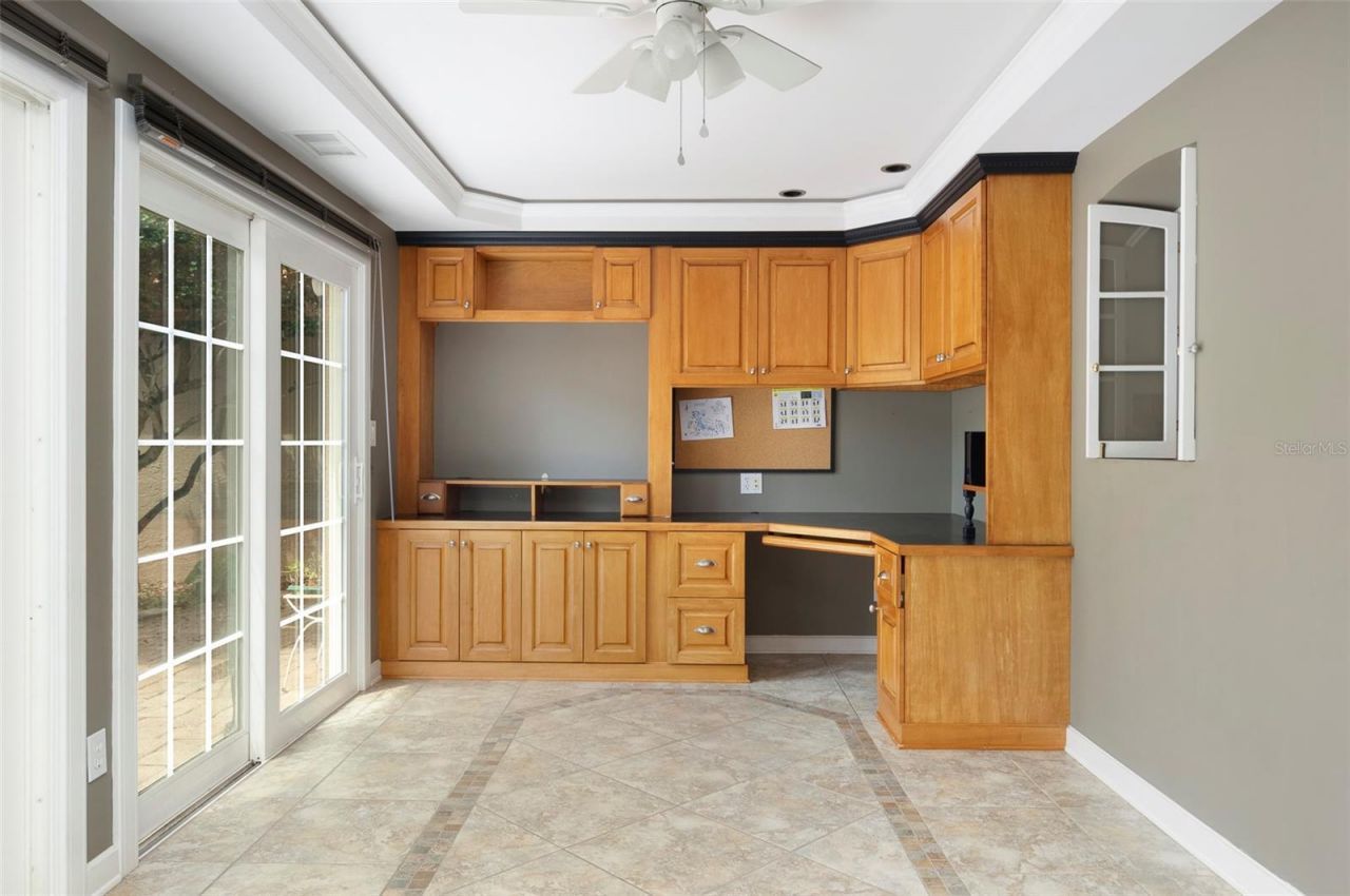 491 St Tropez Circle Ne, Saint Petersburg, FL 33703 Photo