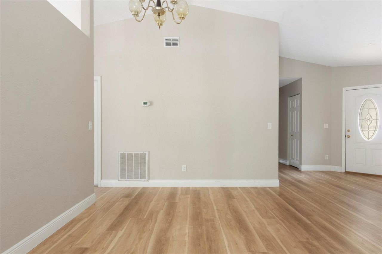 491 St Tropez Circle Ne, Saint Petersburg, FL 33703 Photo
