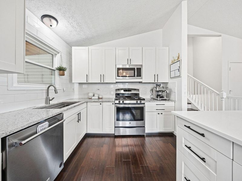 1816 Fern Trail Drive , Lancaster, OH 43130 Photo 12