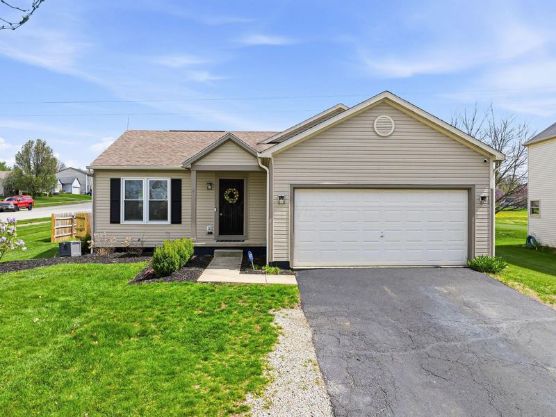 1816 Fern Trail Drive , Lancaster, OH 43130 Photo 2