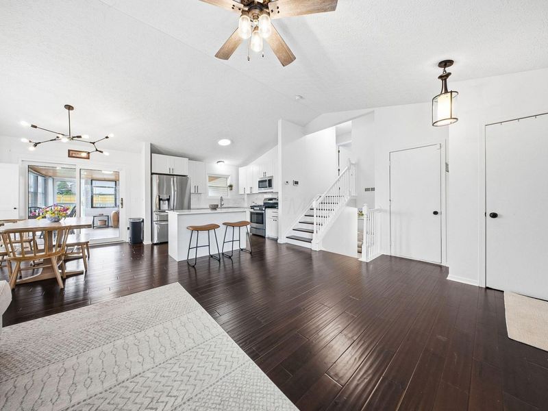 1816 Fern Trail Drive , Lancaster, OH 43130 Photo 5