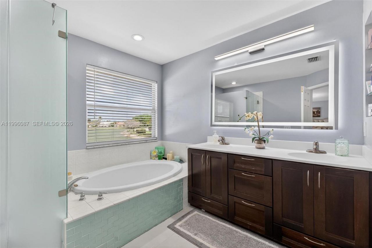 18498 E Covington Trce , Boca Raton, FL 33498 Photo