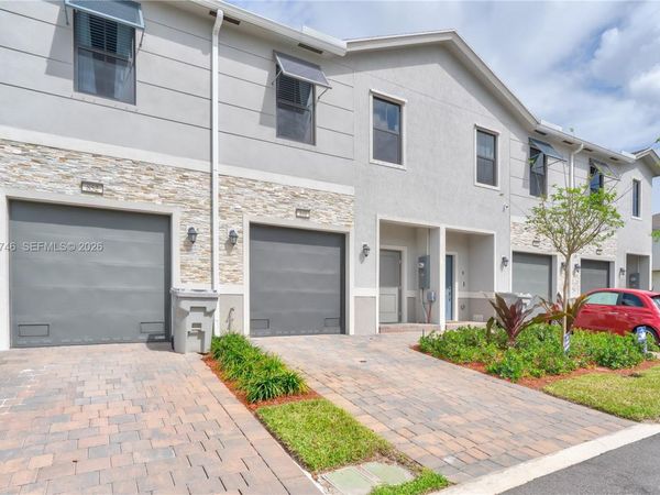848 NW 3rd Ter, Pompano Beach, FL 33060