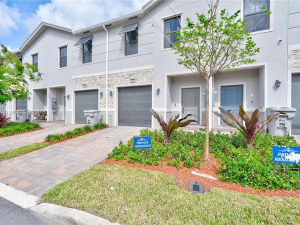 848 NW 3rd Ter, Pompano Beach, FL 33060