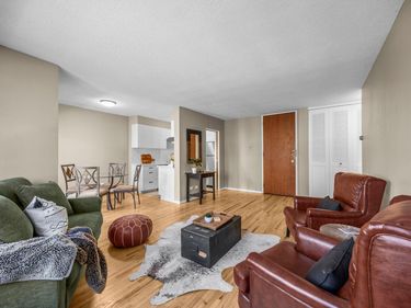 2928 Dean Parkway, Unit 3E, Minneapolis, MN 55416