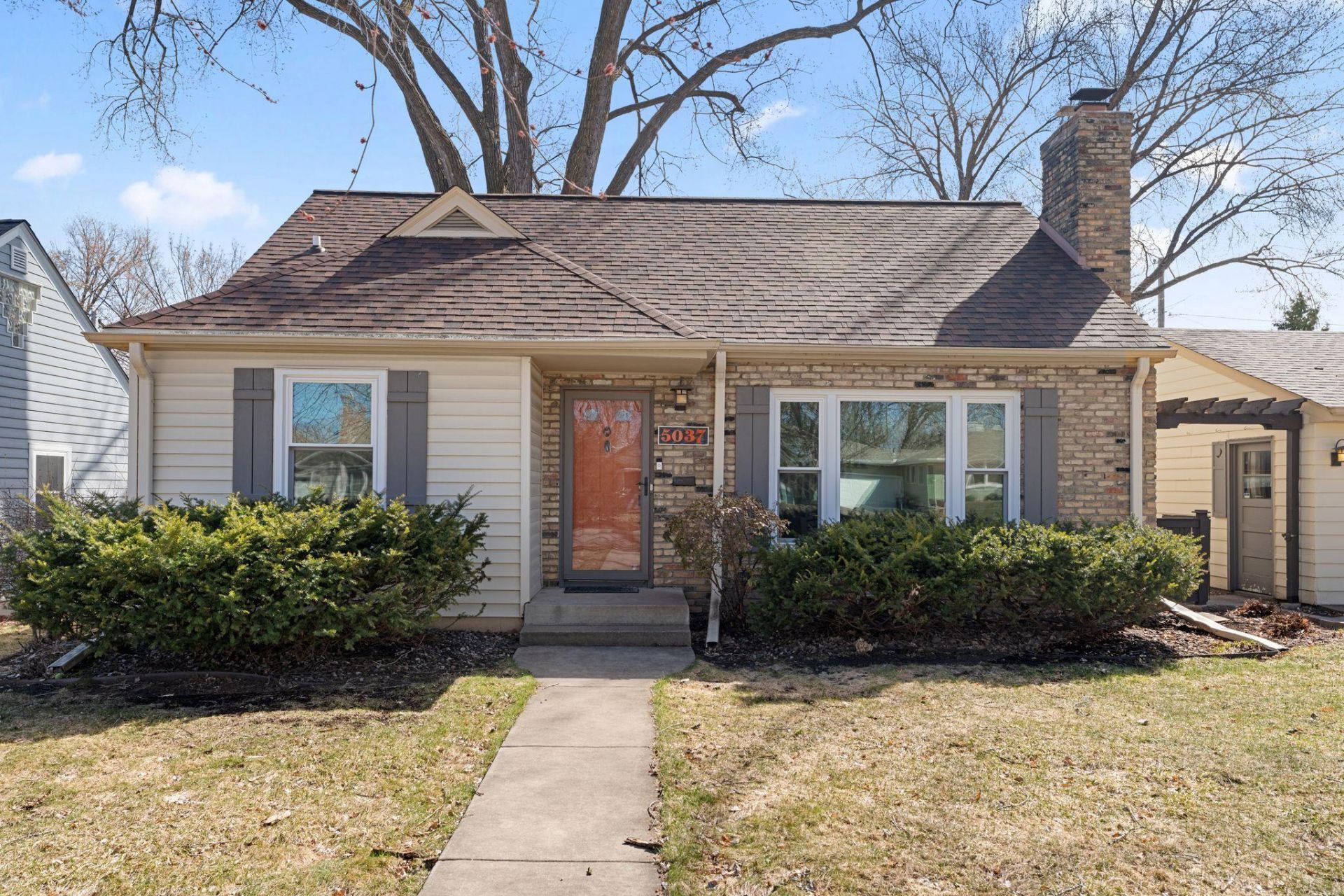 5037 Oxford Avenue Edina, MN 55436
