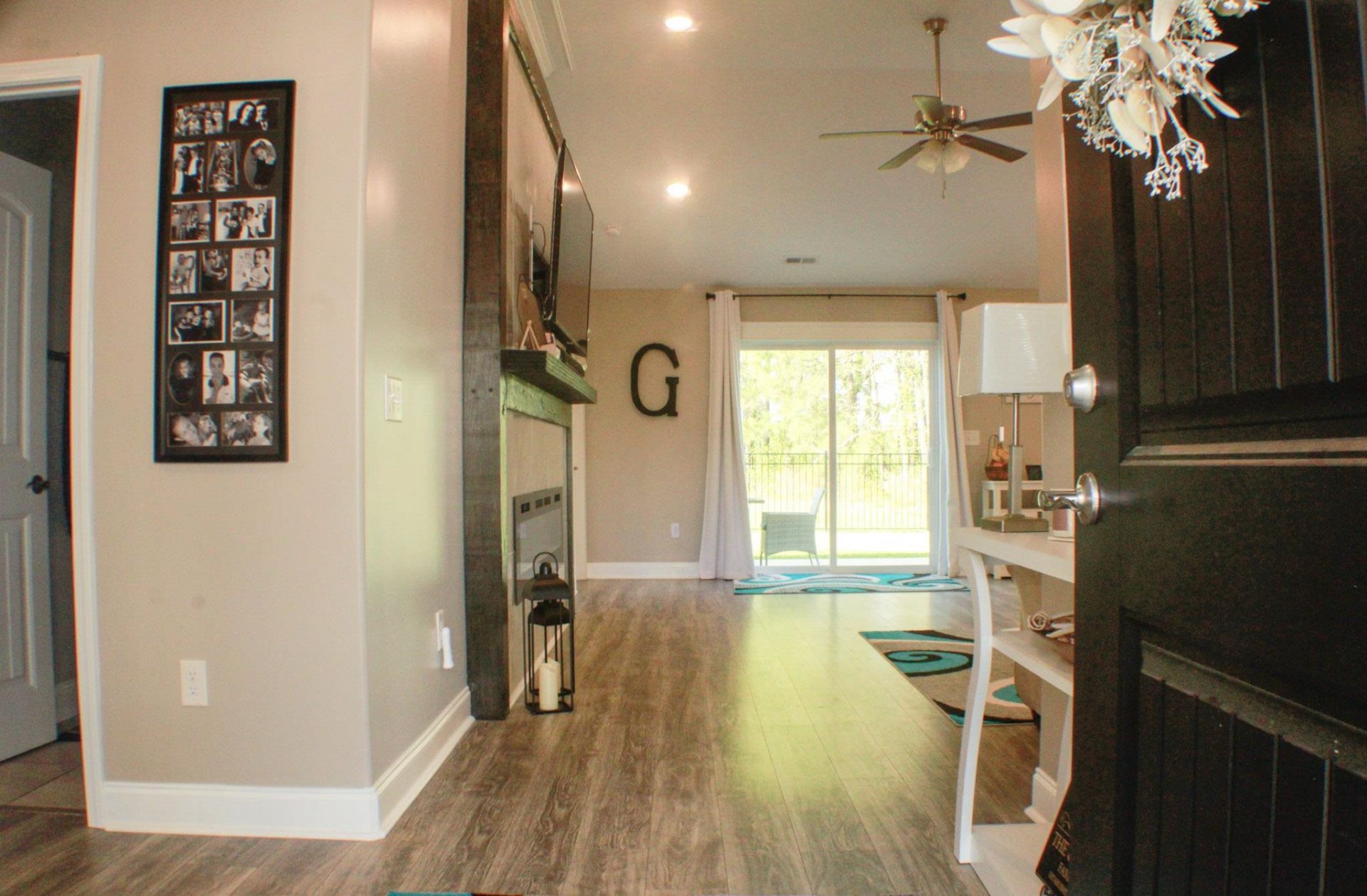 387 Blue Rock Dr. Photo 9