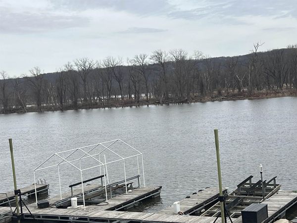 133 S 1st Street, Unit 5, Harpers Ferry, IA 52146