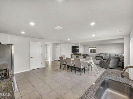 8850 Finnsech Drive, Reno, NV 89506 Photo