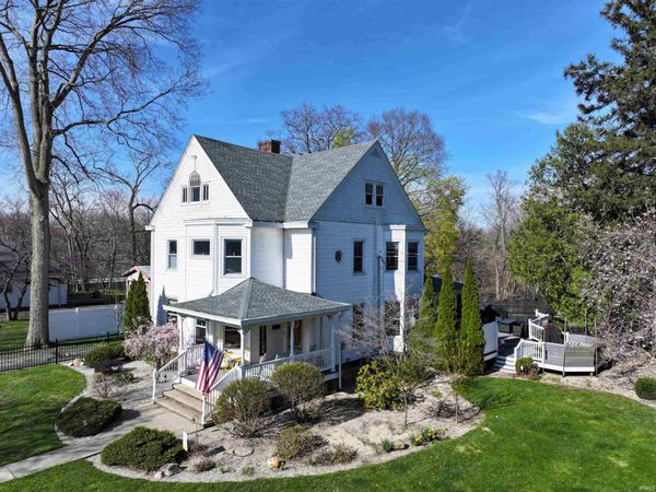 417 S Riverside Drive, Winamac, IN 46996