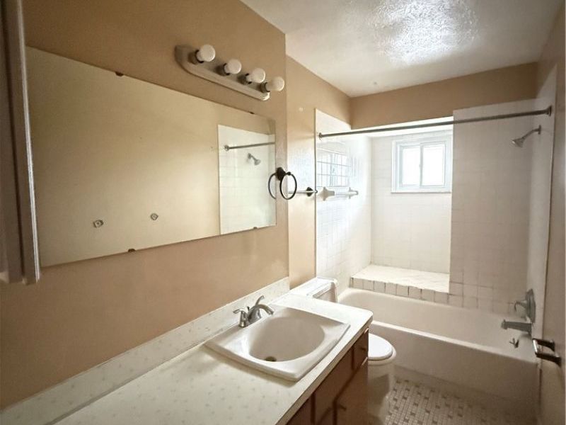 1255 E 279th Street, Unit 3F, Euclid, OH 44132 Photo 8
