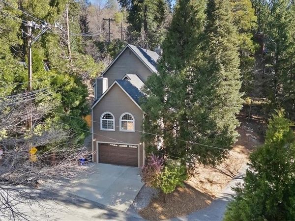 27312 Little Bear, Lake Arrowhead, CA 92317