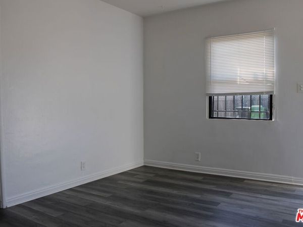 6340 10th Avenue, Unit 6404, Los Angeles, CA 90043