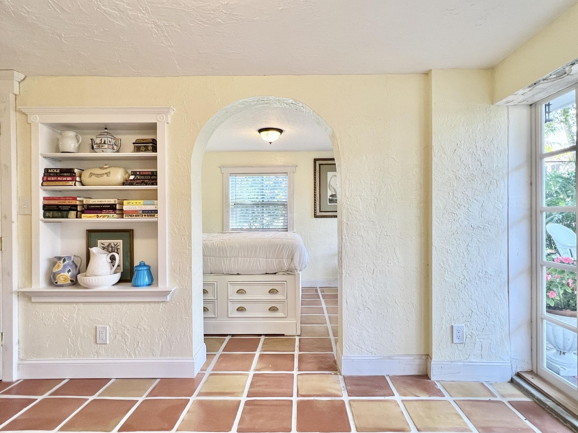 336 Monroe Drive, Unit 2, West Palm Beach, FL 33405 Photo