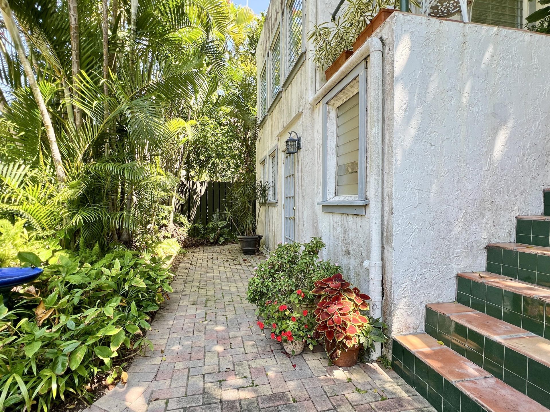 336 Monroe Drive, Unit 2, West Palm Beach, FL 33405 Photo