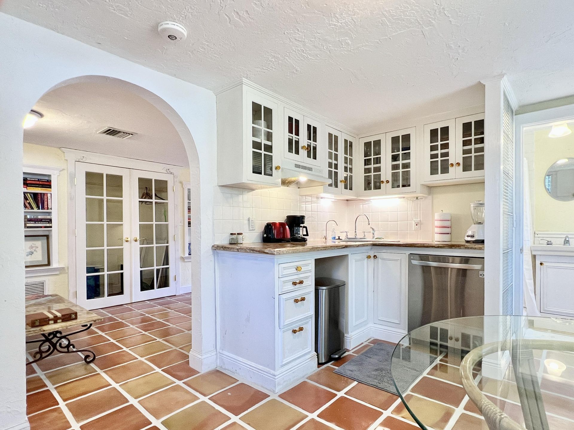 336 Monroe Drive, Unit 2, West Palm Beach, FL 33405 Photo