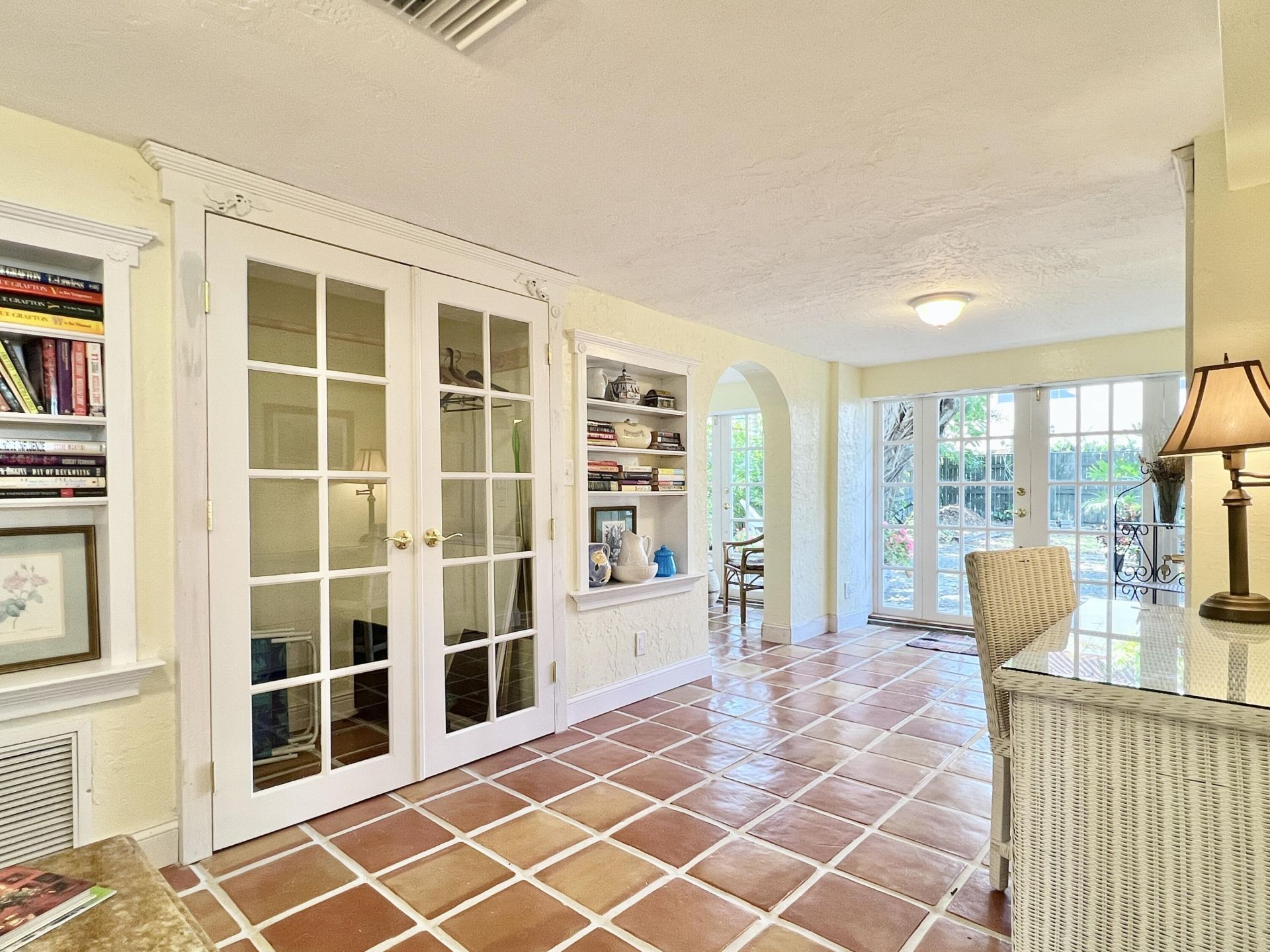 336 Monroe Drive, Unit 2, West Palm Beach, FL 33405 Photo