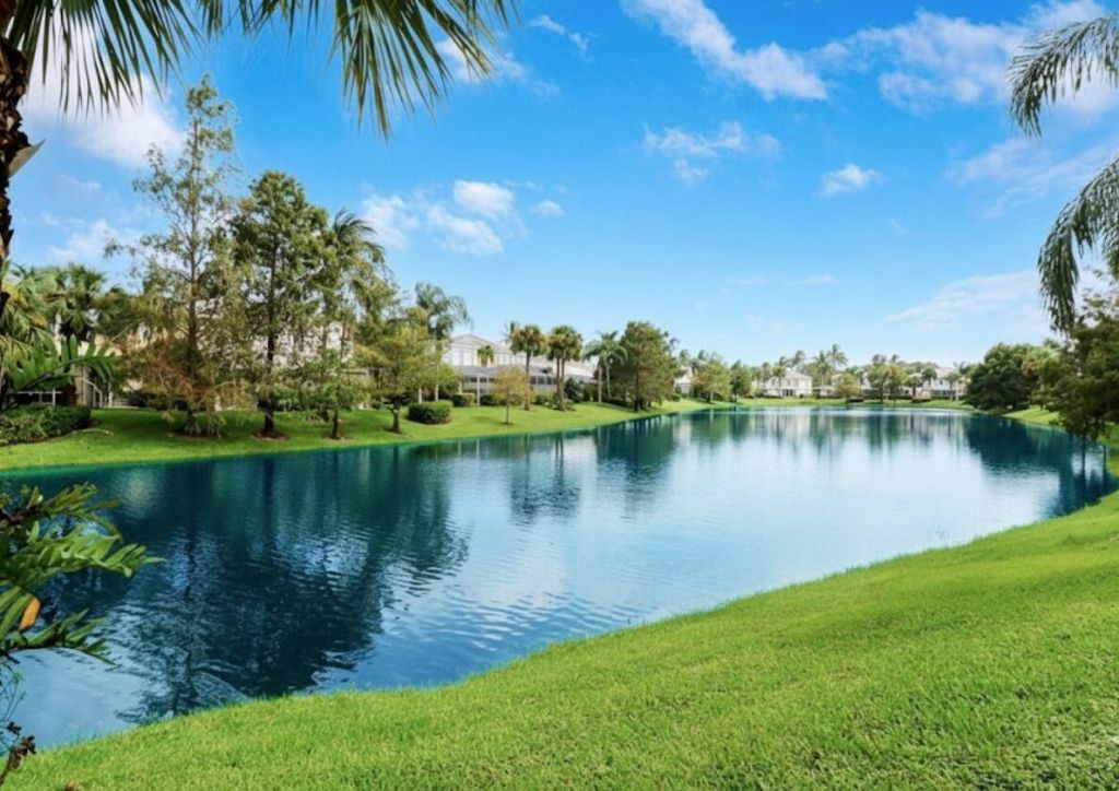 156 Santa Barbara Way, Palm Beach Gardens, FL 33410 Photo