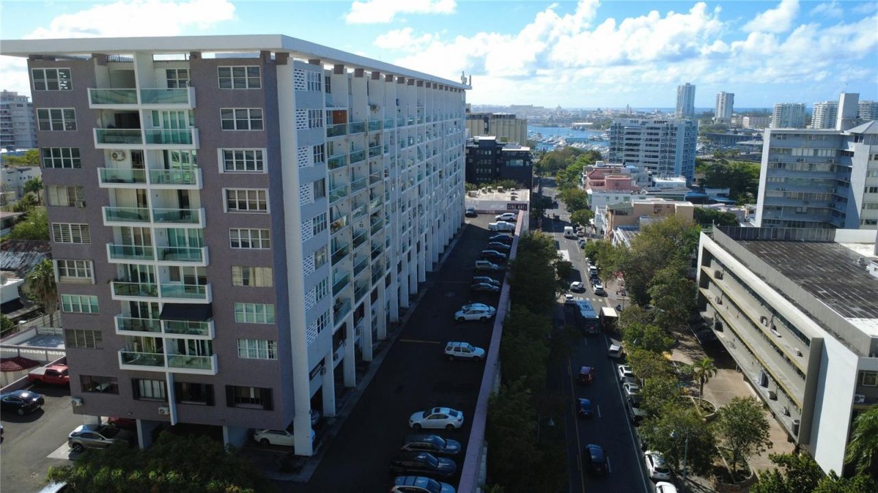 670 Avenida Ponce De Leon, Unit 404, San Juan, PR 00907 Photo