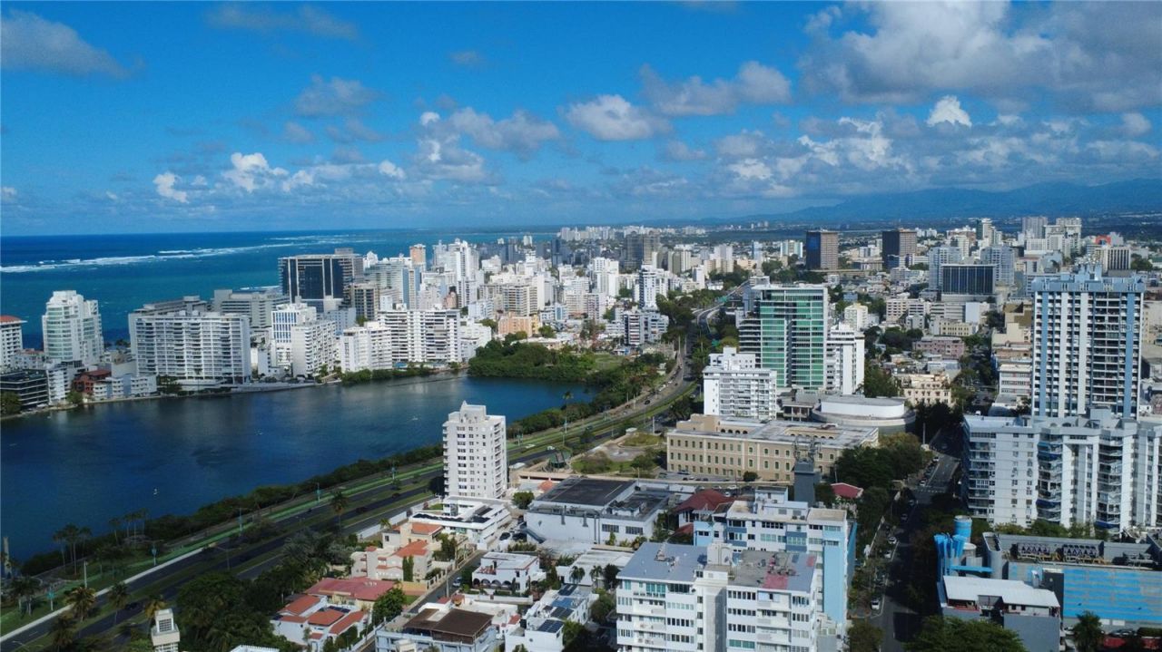 670 Avenida Ponce De Leon, Unit 404, San Juan, PR 00907 Photo