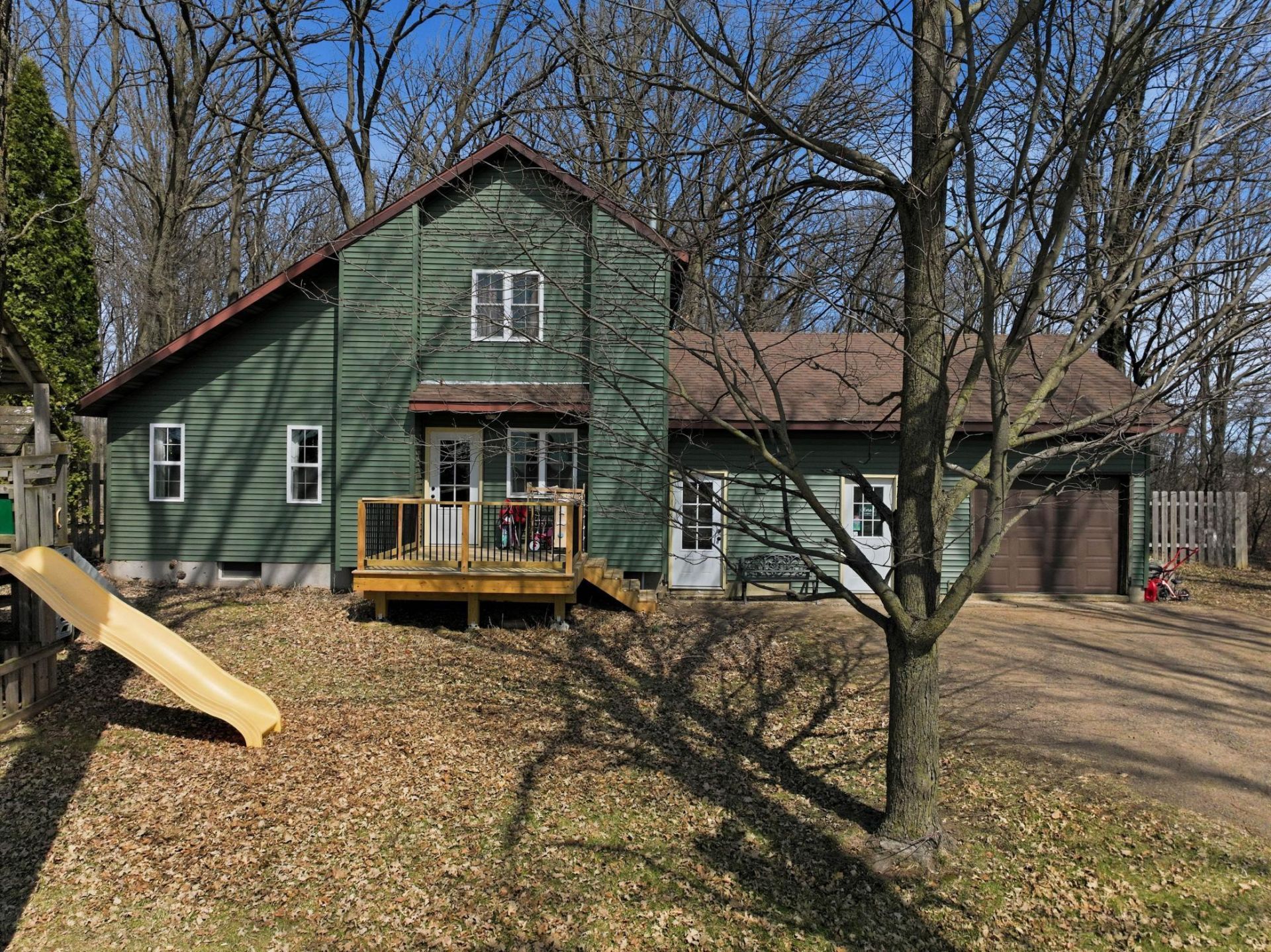 527 10th Avenue, Clear Lake, WI 54005