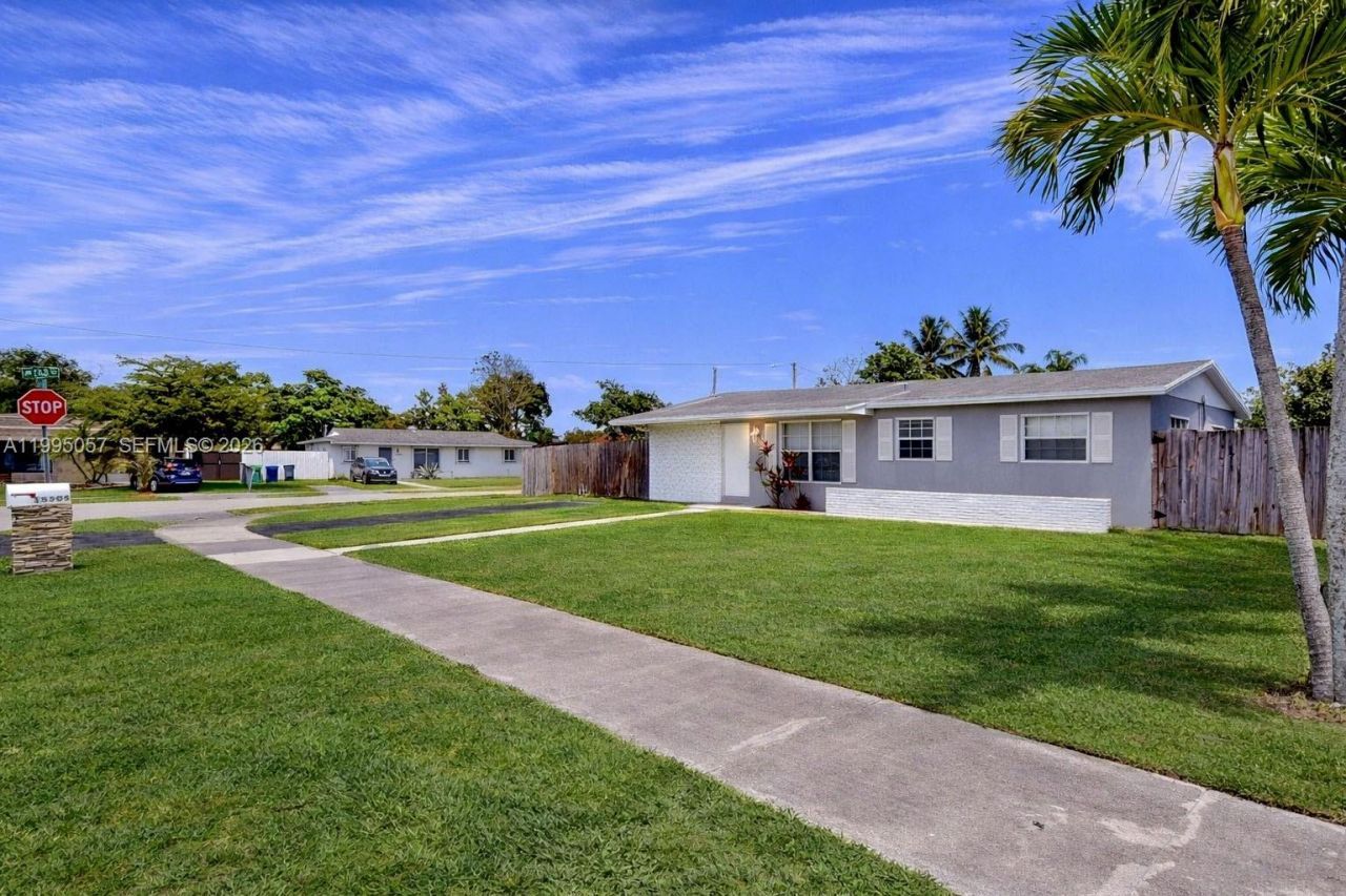 15305 SW 104th Ave, Miami, FL 33157 Photo