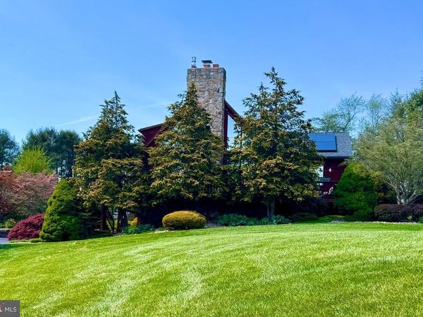 254 STUART ROAD, CARLISLE, PA 17015