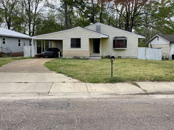 65 Calhoun, West Point, MS 39773