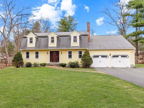 16 Fox Hill Rd, Ashland, MA 01721