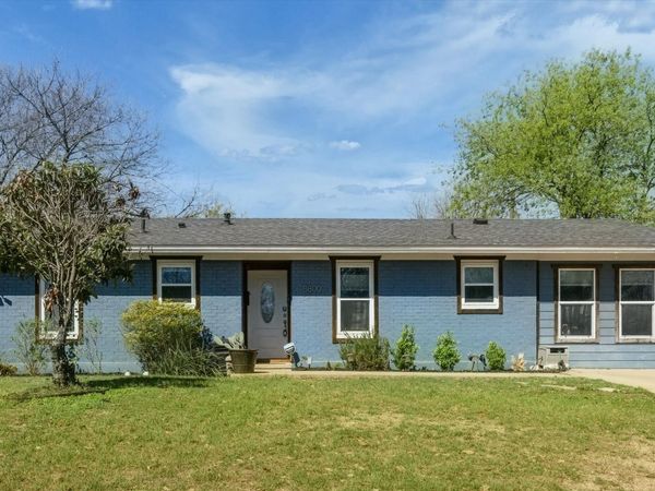 8800 Redfield LN, Austin, TX 78758