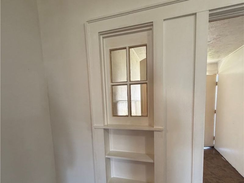 376 E State Street, Newcomerstown, OH 43832 Photo 5