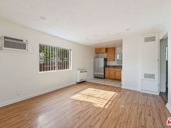 1857 W 24th Street, Unit 1, Los Angeles, CA 90018