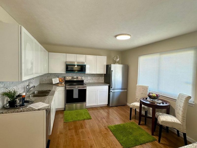 1645 Liscomb Road, Columbus, OH 43207 Photo 9